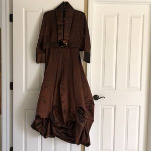 Lee Anderson dress